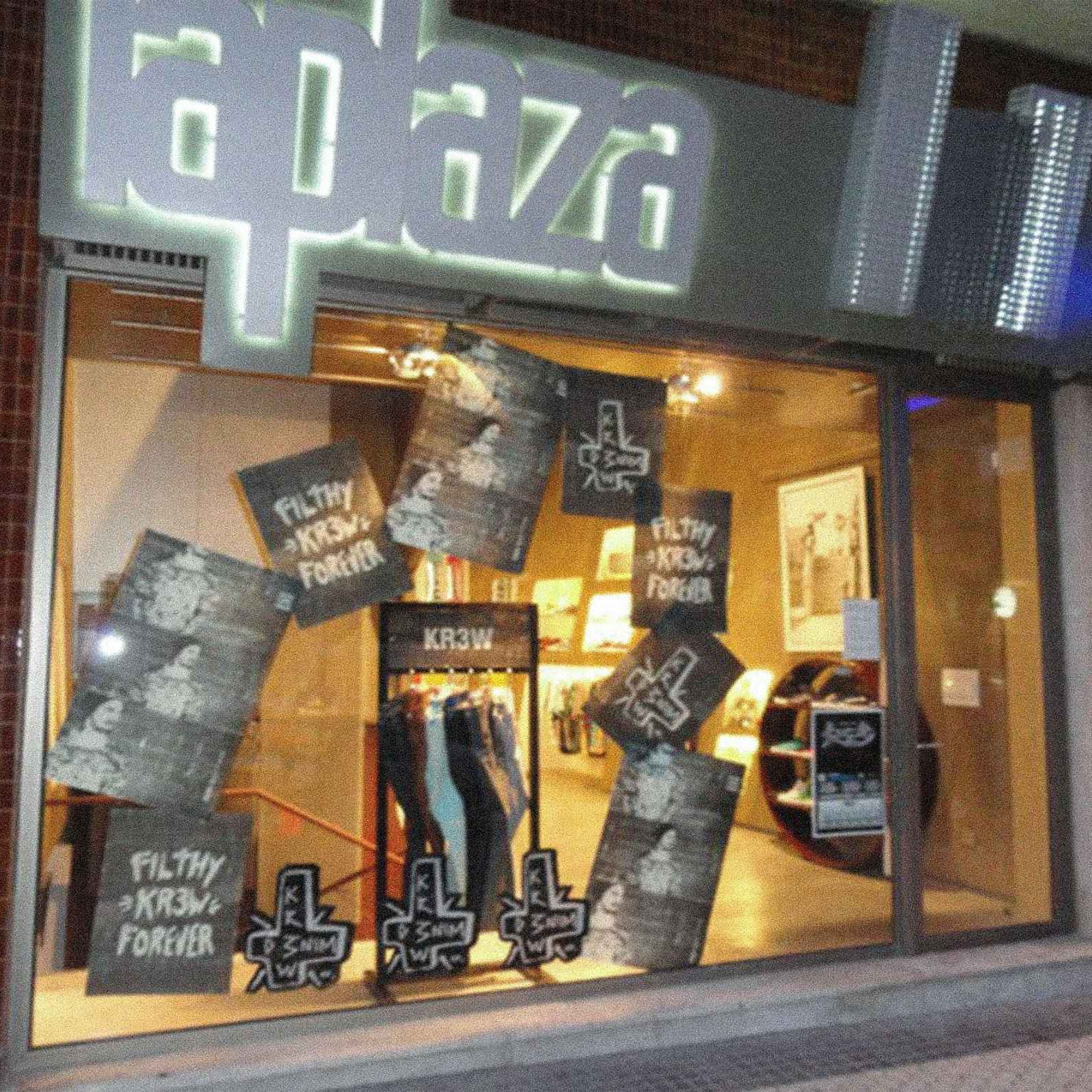 LaPlaza Skateshop Donosti x Pizzería Peccato Donosti